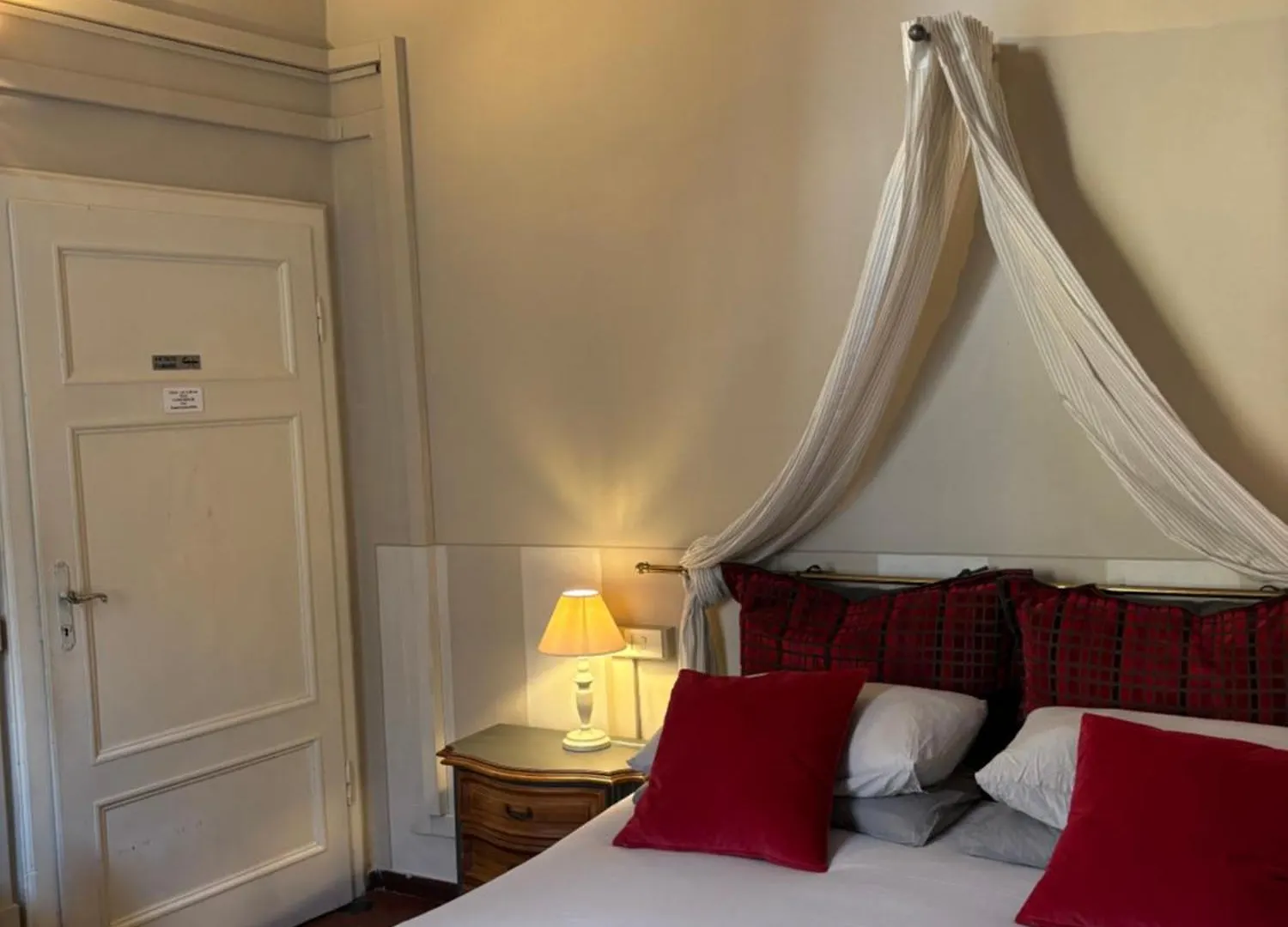 ***  Guest House Santa Giustina Lucca Centro Storico Italy